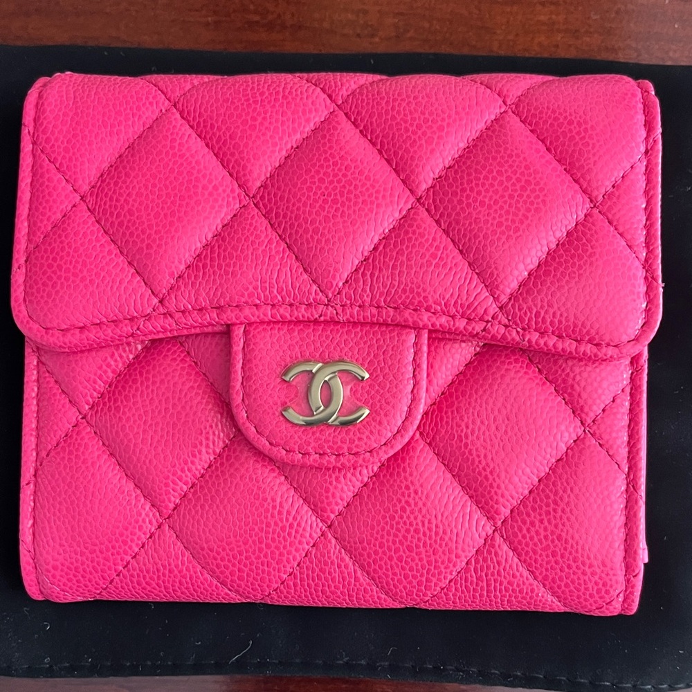CHANEL Fuchsia Quilted Leather Wallet - Picture 5 of 5